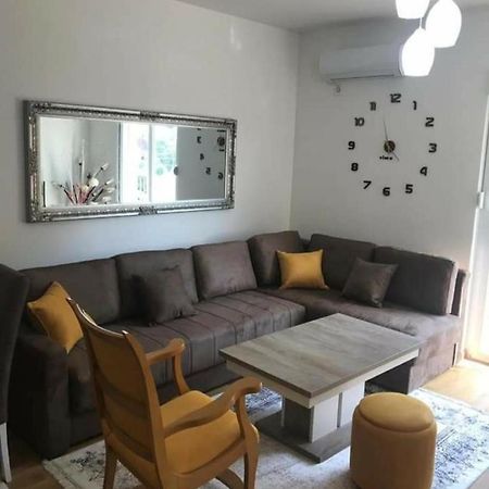 Kenza Jednosobni Stanovi Apartamento Podgorica Exterior foto