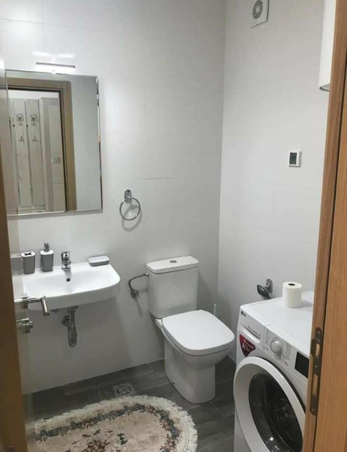 Kenza Jednosobni Stanovi Apartamento Podgorica Exterior foto