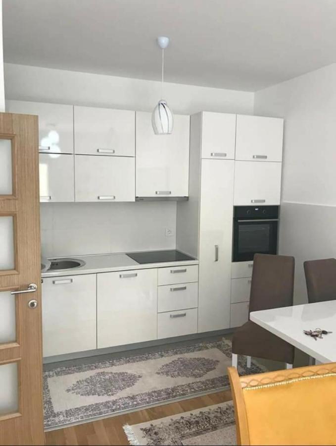 Kenza Jednosobni Stanovi Apartamento Podgorica Exterior foto